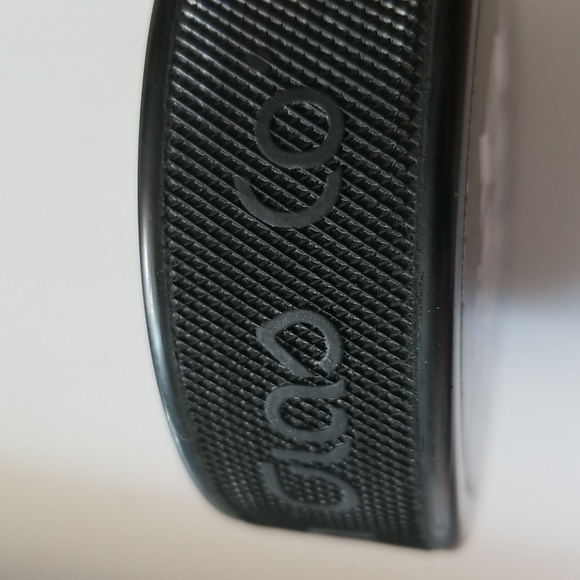 Dux In Tux Ducks Hokey Puck Exclusive of Fundraising Events - Picture 6 of 9